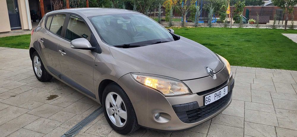 RENAULT Megane 2012 — imagine 3