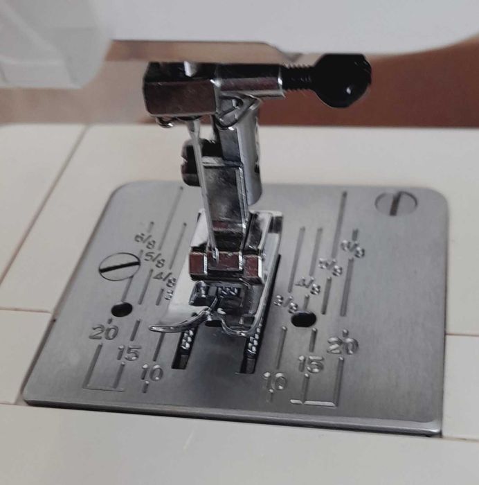 Tikuv mashinasi  holati deyarli yangi