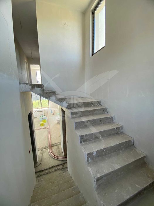 Продава се Къща в с. Оризари, Област Пловдив - 245 кв.м за 1123 €/кв.м - Снимка #2