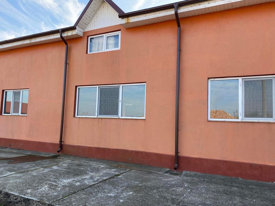 Spatiu comercial - 5 km mun. Dragasani