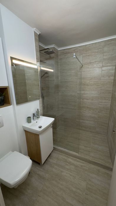 Proprietar, închiriez apartament 2 camere