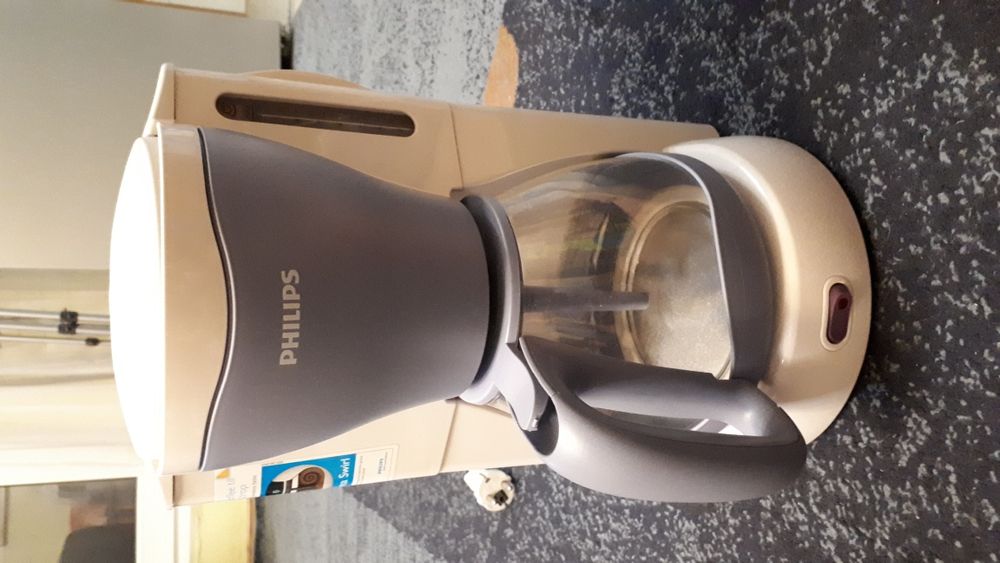 Продам кофеварку Philips HD 7562