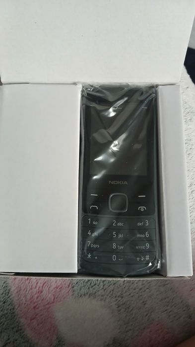 Vand telefon Nokia 225 ,  4 G. NOU