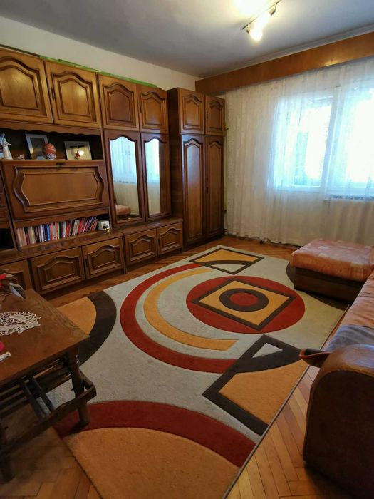 Apartament 3 camere si bucatarie 66 mp Tasnad, Satu-Mare
