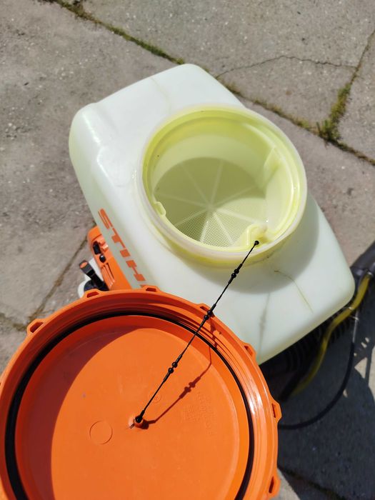 Vând atomizor Stihl utilizat o singură dată (nou)