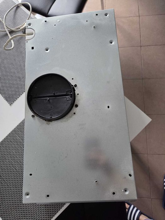 Vand hota de bucatarie telescopica incorporabila Electrolux