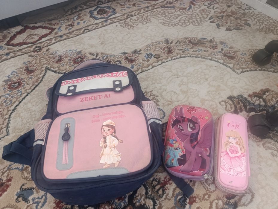 Мектеп сумкасы сатылды