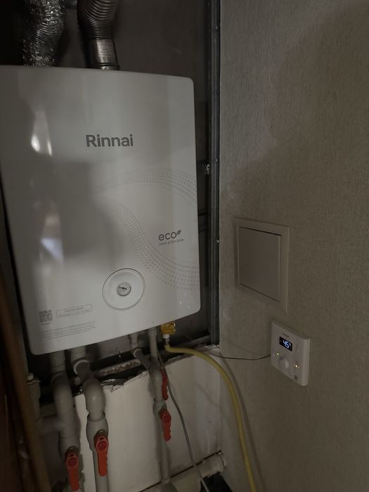 Продается дом с бассейном