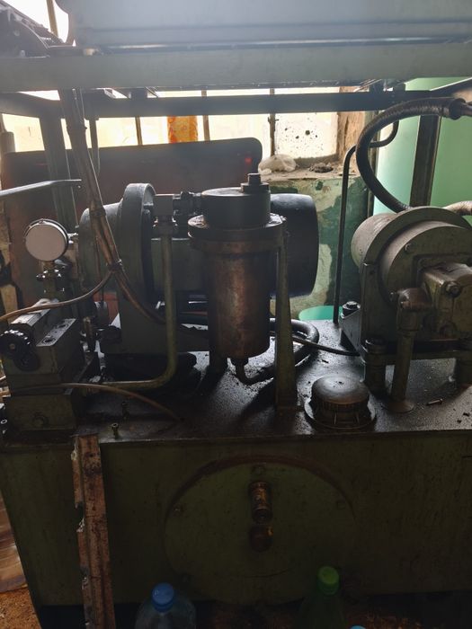 CNC фреза металообработваща машина