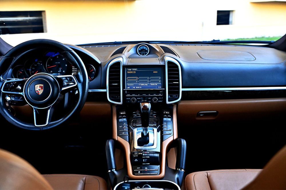 Vand Porshe Cayenne 2015 PCM