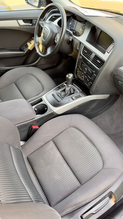 Audi a4 b8 2.0 diesel 2011