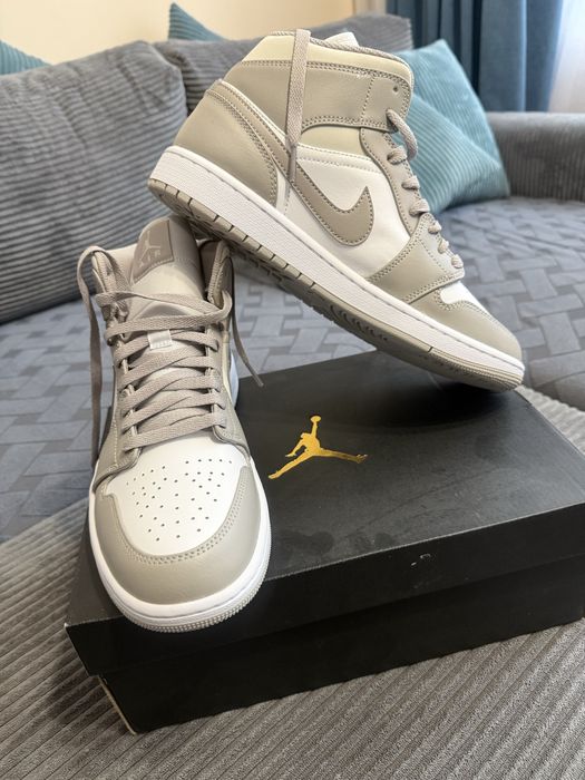 AIR Jordan 1 Mid