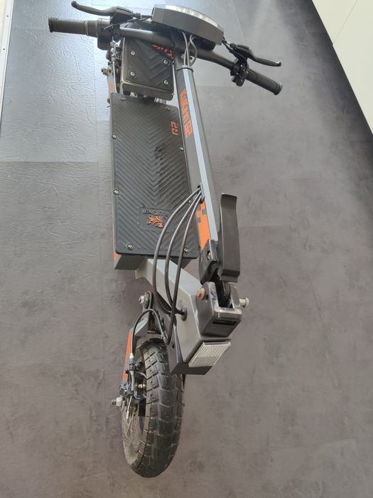 Trotineta electrica kukirin G2