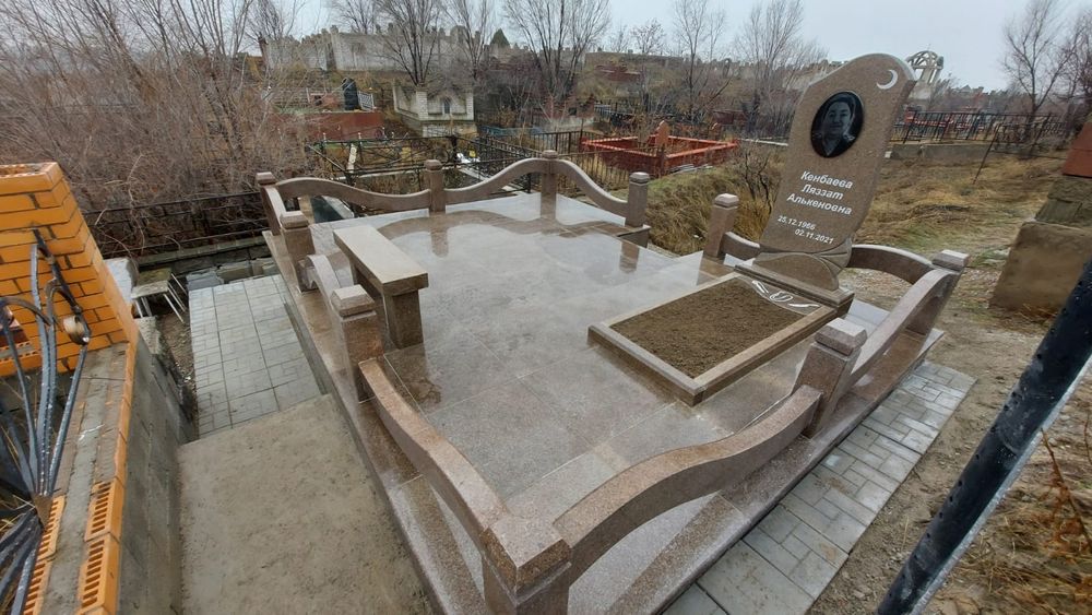 Облагораживание захоронений. Алматы.