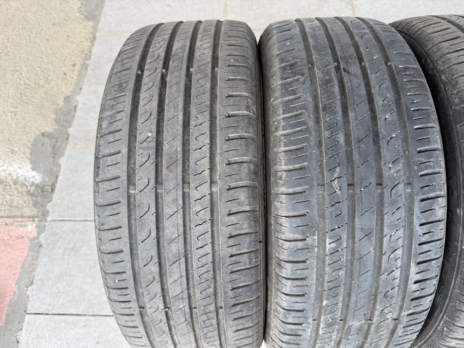 4бр. Летни Гуми С Борд 215/55R/18 -BARUM- DOT:3621- 5.0мм. *80€ за Комплект*