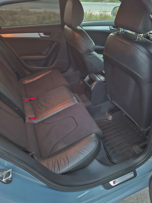 Vând Audi A4 B8 2.0 TDI sau schimb cu Dacia Duster