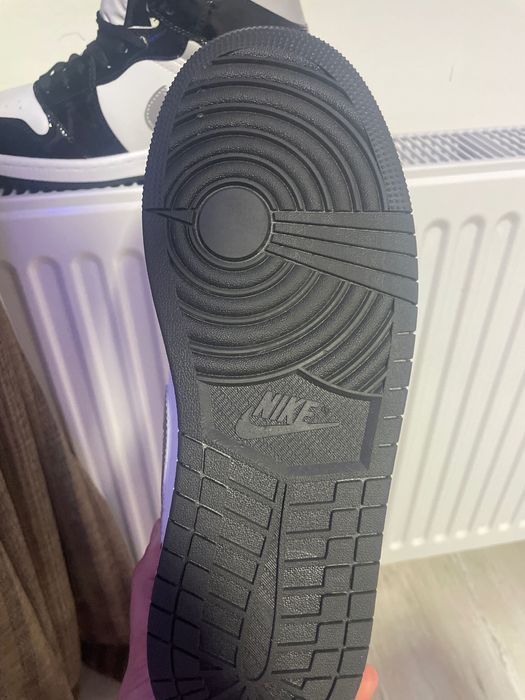 Adidasi Barbati Nike Jordan 1  Mid Negru & Alb