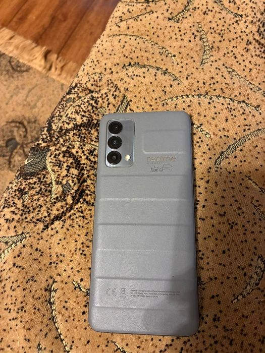Iphone 11/64,Relme 256/8+8