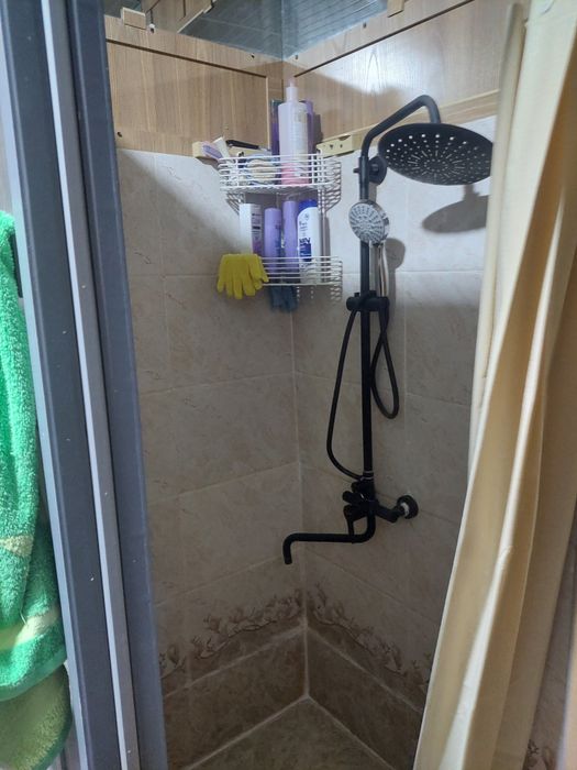 Дом из двух комнат.