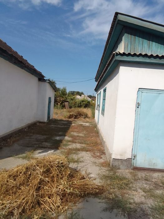 Продам дом напротив больницы