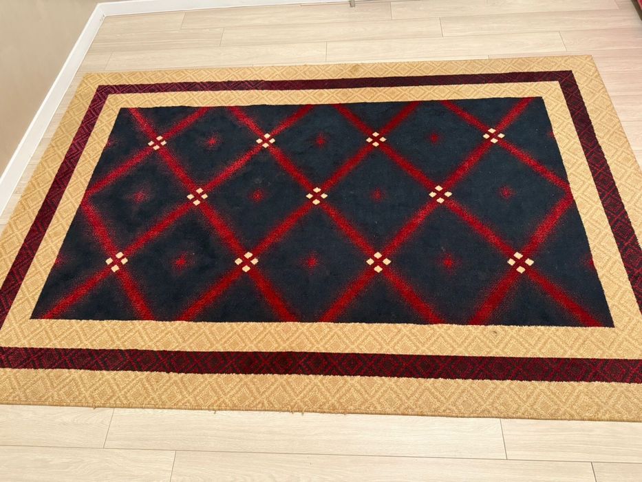 Ковры/раскладной диван