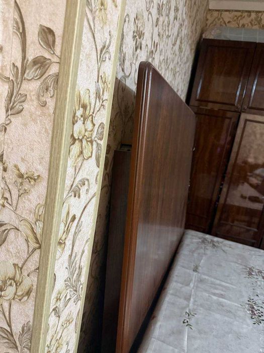 Продам большой новый стол/ хонтахта