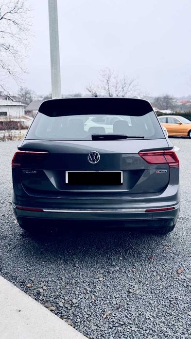 Vând VW Tiguan R-line 2.0 190 cp Diesel 4Motion 2018, 4x4, Distronic,