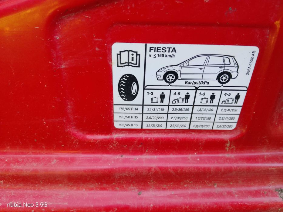 Dezmembrez ford fiesta