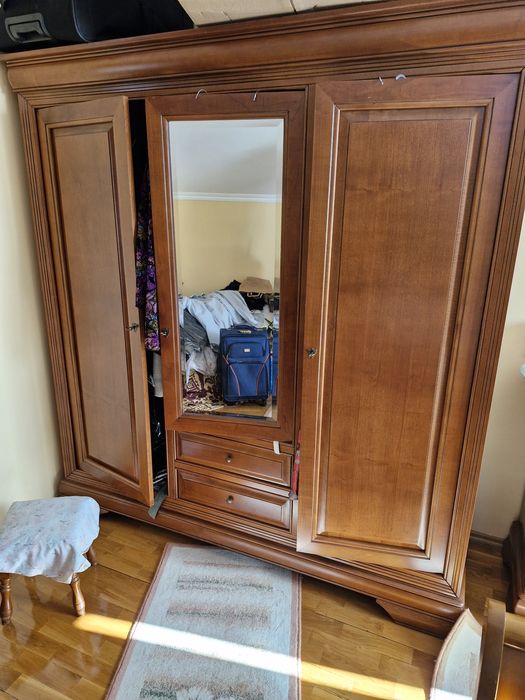 Dormitor din lemn de cireș - Mobexpert