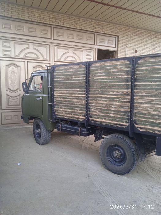 УАЗ сотилади.1990йил дизелда