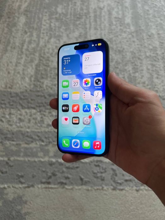 iPhone 15 pro в идеале 128gb