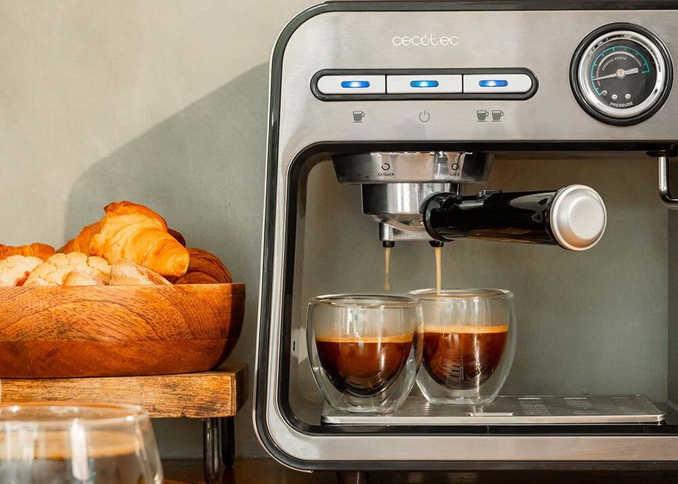 Кафемашина за еспресо - CECOTEC Power Espresso 20 Square Pro, 1450 W, 2 чаши, Сребриста
