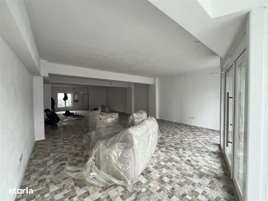 Spatiu comercial, NOU, complet finisat, vitrina la strada - Turnisor