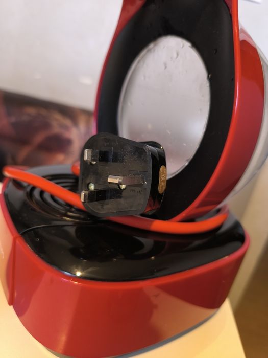 Кафемашина с капсули Dolce gusto Lumio