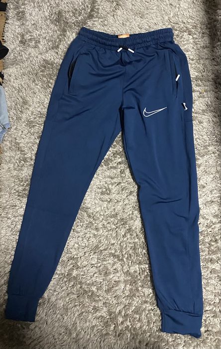 Pantaloni trening nike si adidas