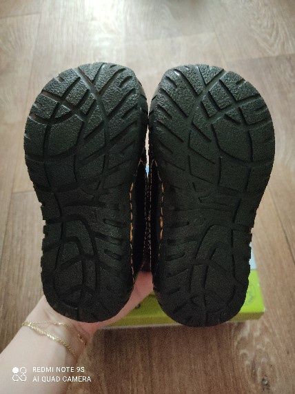 Новые зимние сапоги на мальчика