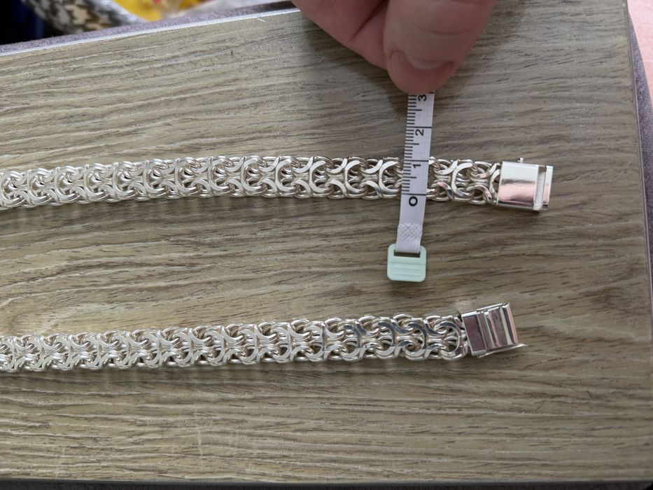 Продам цепочку серебряную