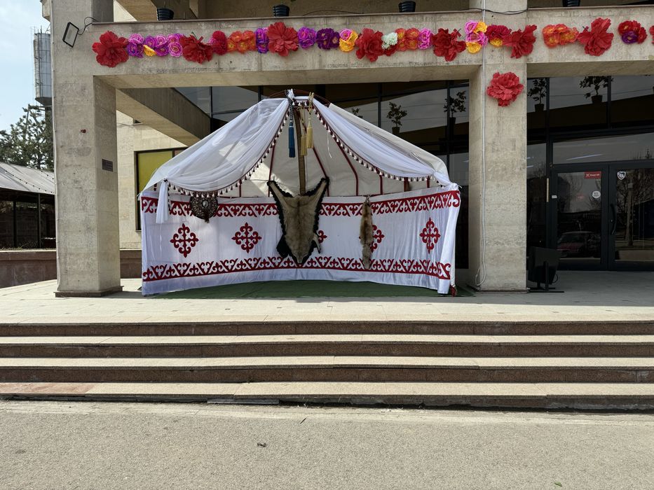 Аренда палатка юурта стол пасуда