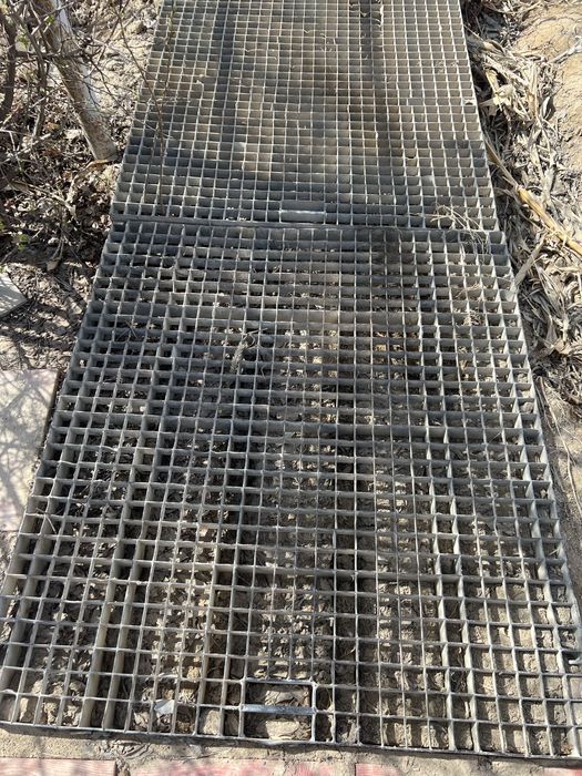 Продам поддоны оцинкованные