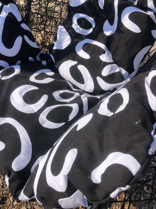 70€/136.91лв.- Градински люлки тип гнездо висящи