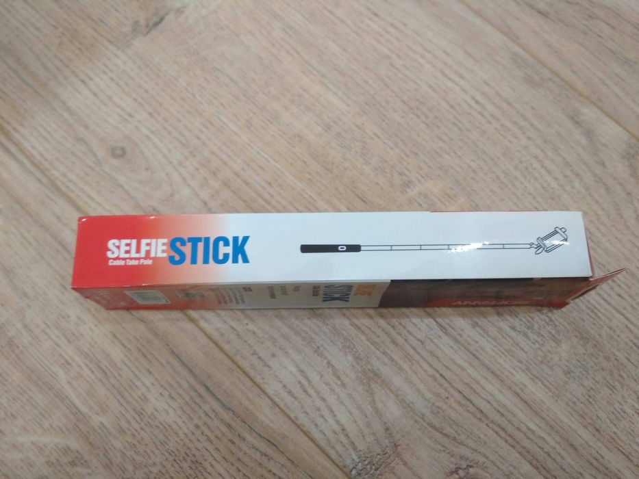 Selfie stick Soffany за мобилен смарт телефон селфи стик с аудио жак, метален корпус