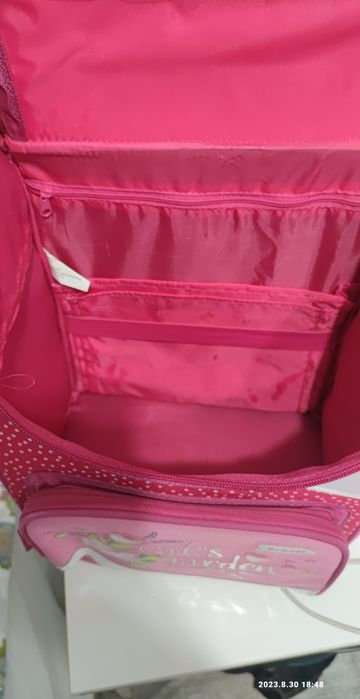 Сумка школьная для девочки 1200 тг