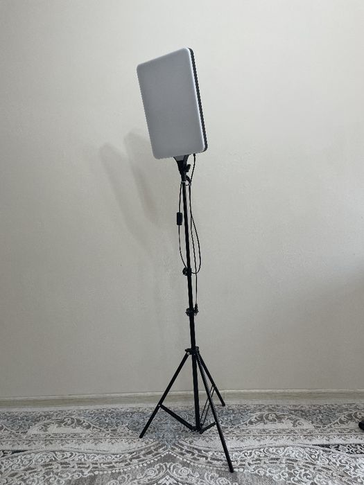 Штатив лампа для съёмок