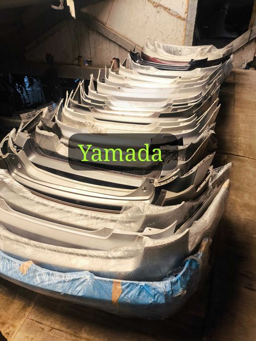 Задний бампер оригинал из Японии