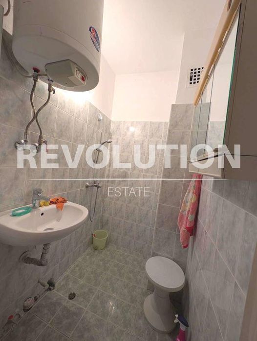 Дава се под наем Тристаен апартамент в Варна, Чайка - 100 кв.м за 550 € - Снимка #4