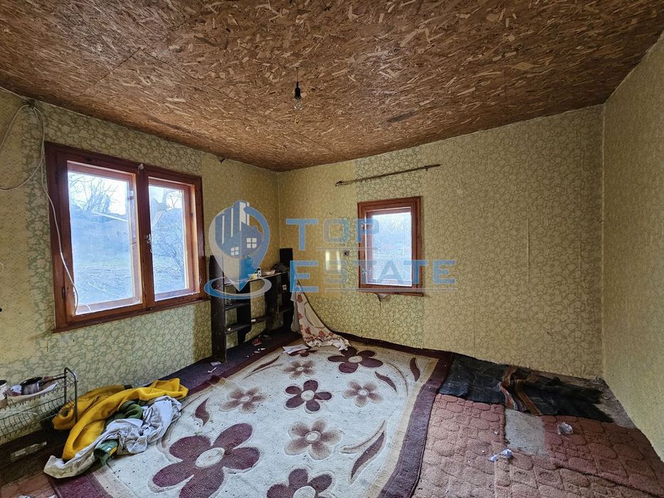 Продава се Къща в с. Козловец, Област Велико Търново - 120 кв.м за 92 €/кв.м - Снимка #2