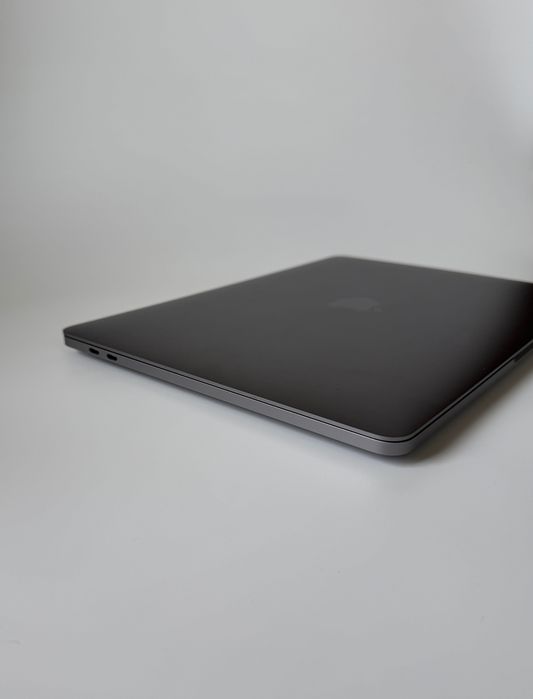 MacBook Pro 13 M1 256 Gb Space Grey | Като нов