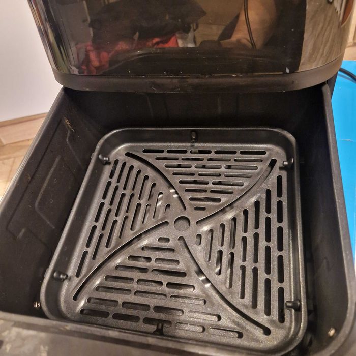 Airfryer [Friteuza cu aer cald) Star-Light DAFV-1400X6, 1400 W, 6 l, 12 Programe