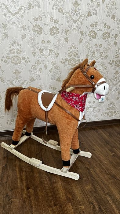 Игрушка лошадка детская