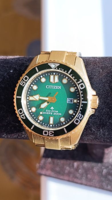 Citizen Saphir Solar